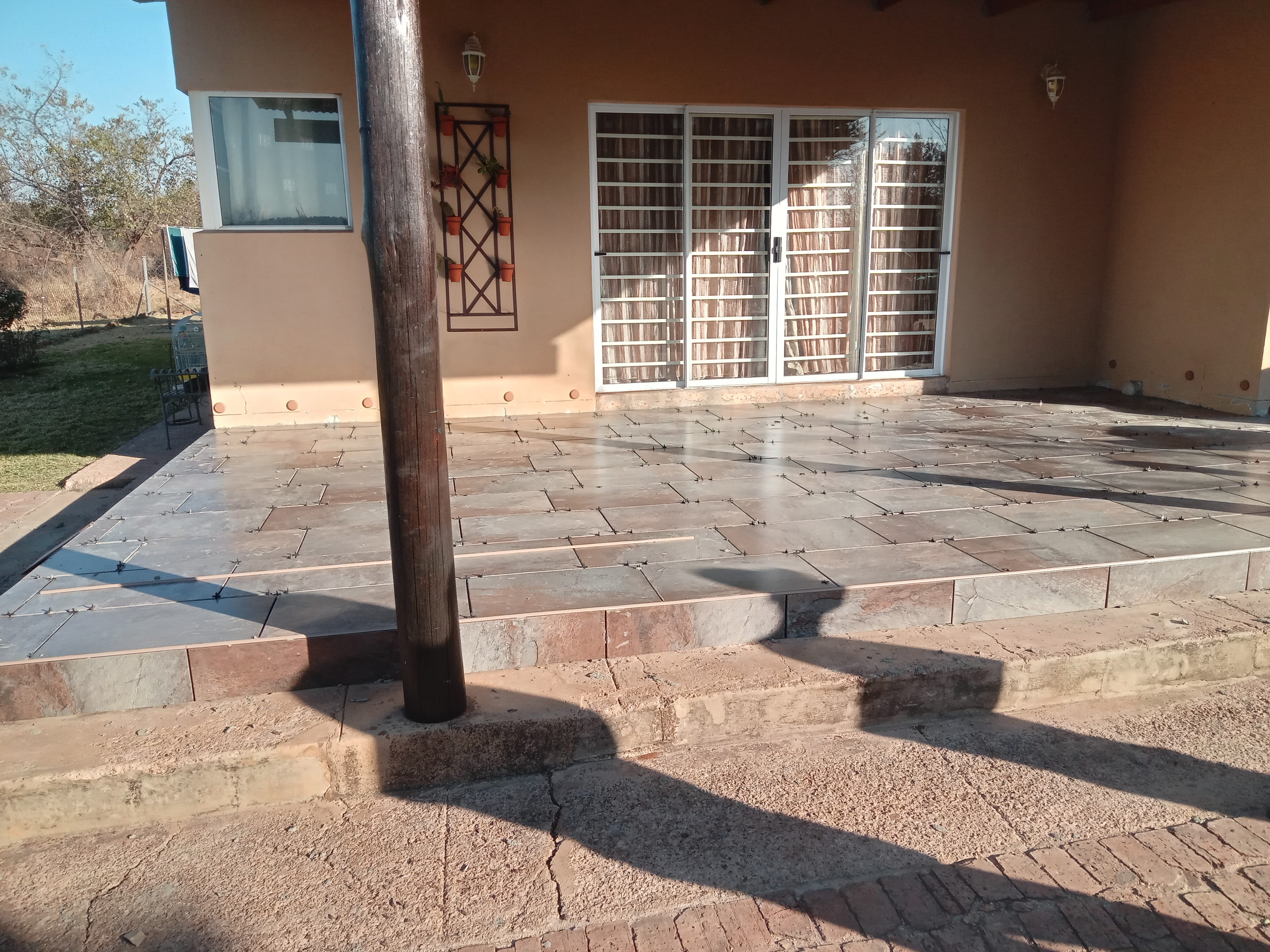 Dominic tiling Service