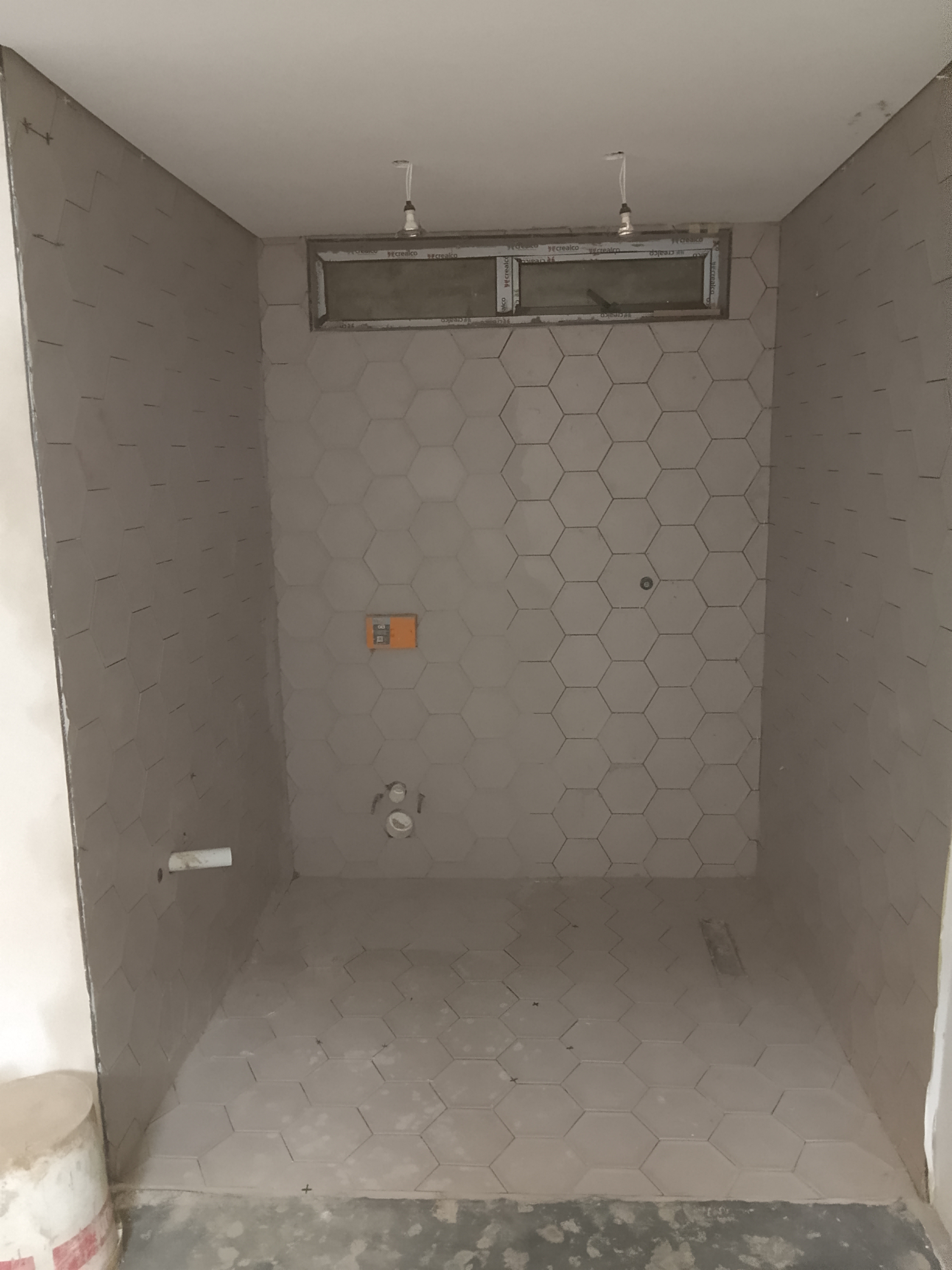 Dominic tiling Service