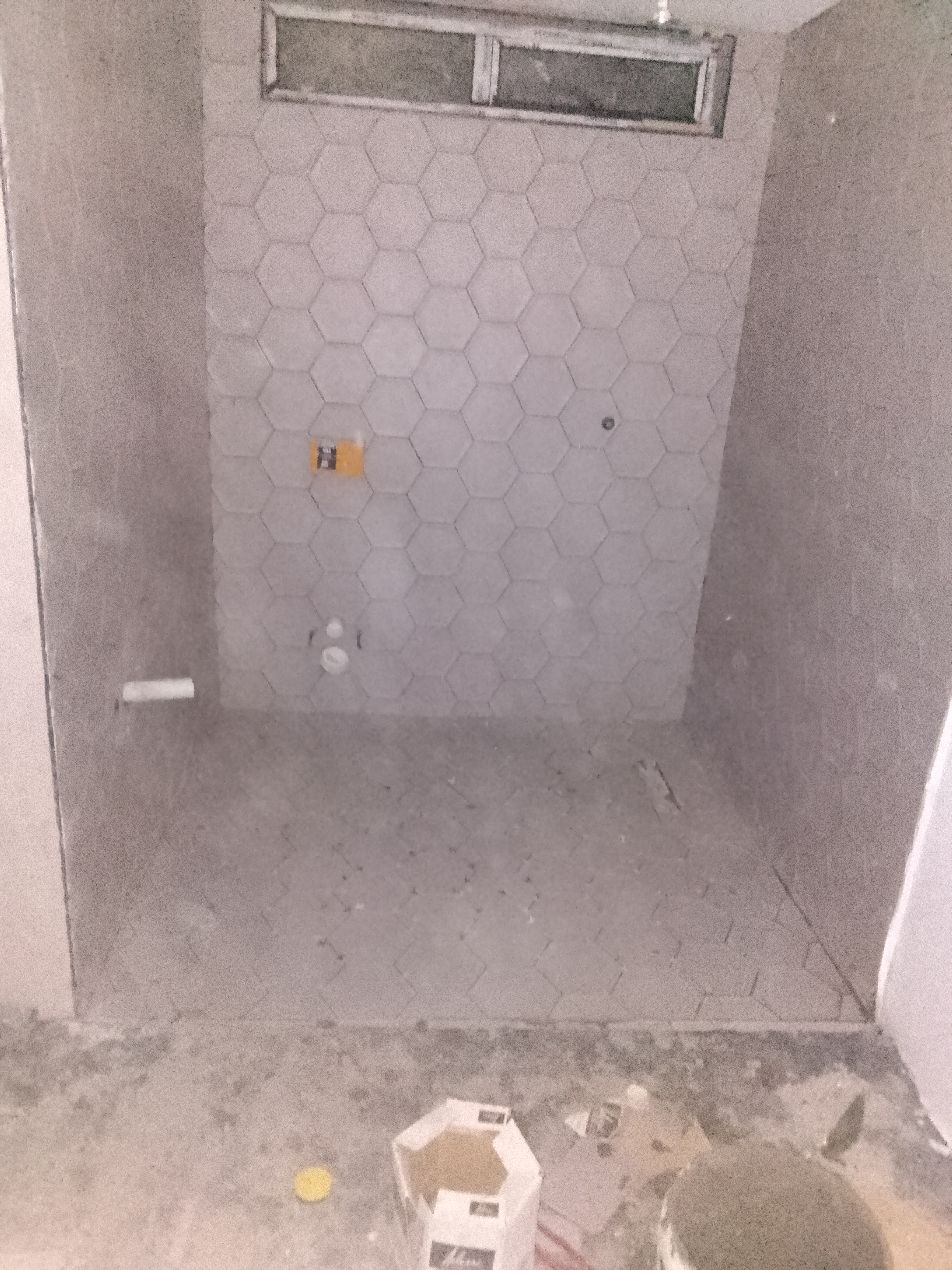 Dominic tiling Service